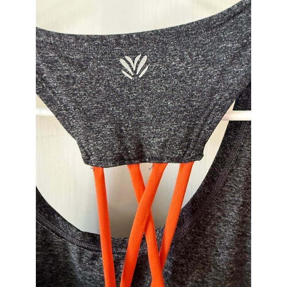 Women’s size medium Gray workout Tank Top - Picture 8 of 8